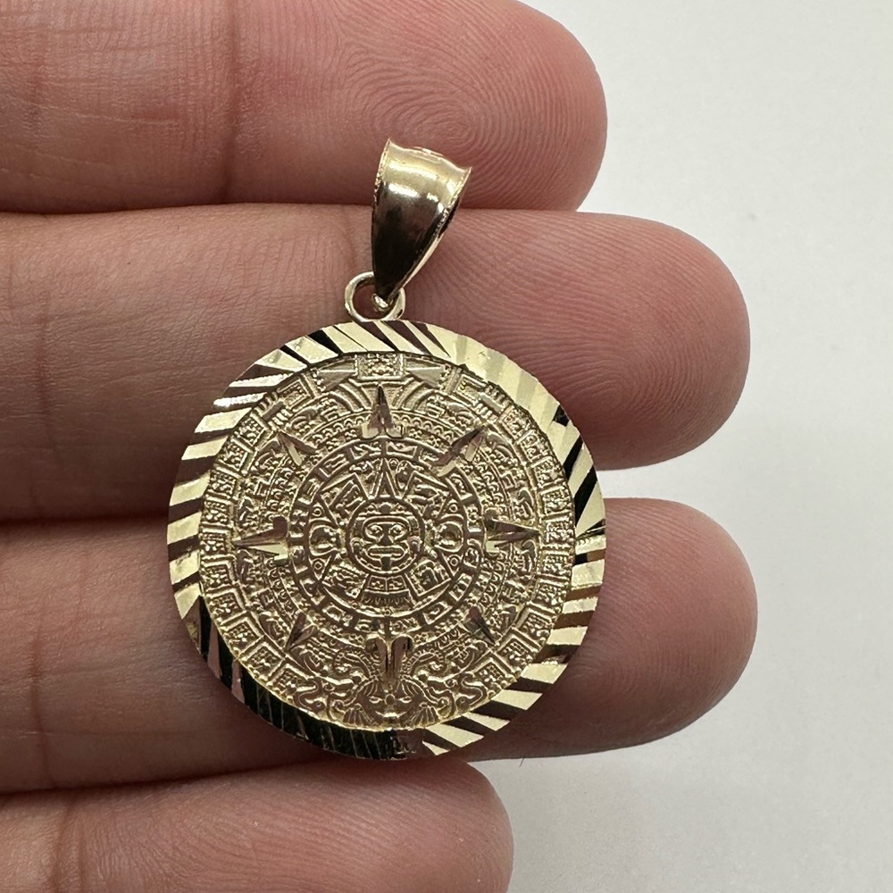 10kt Gold Aztec Calendar